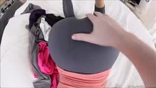 Riley Reid showing off her yoga pants