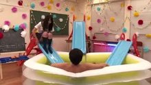 [FSET-377] Guy vs nine schoolgirls in a lube-filled blow-up pool