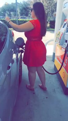 Butt Reveal At Gas Station