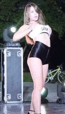 Them Jiggly bouncing butt in tight leather shorts