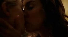 Heather Graham and Jessica Stroup make out